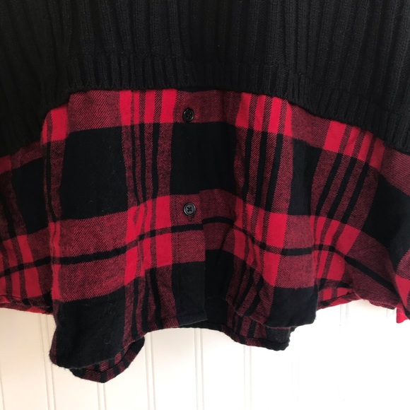 Black Sweater - Picture 7 of 8